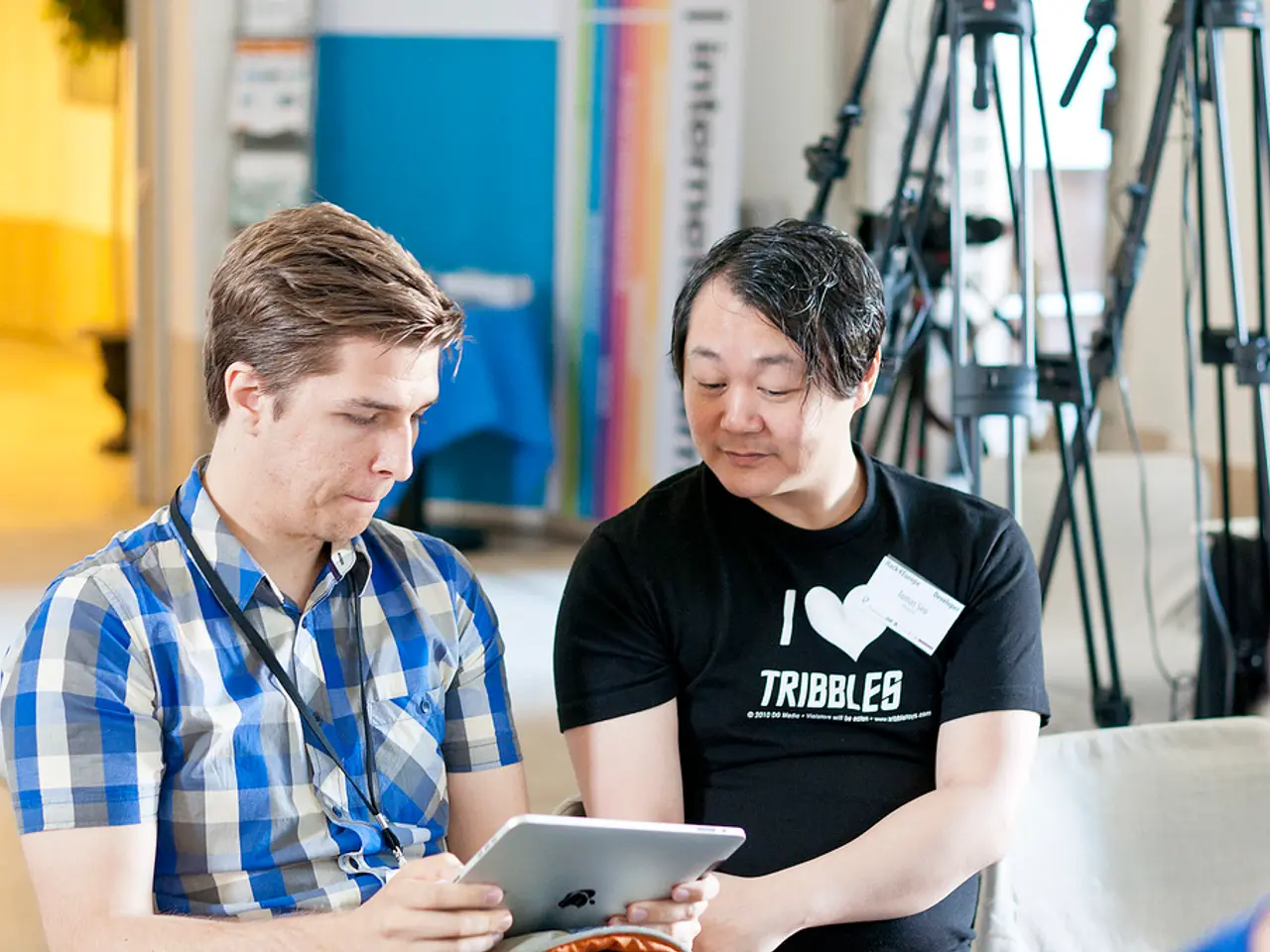 Apple experiences departures of four significant AI specialists to Meta's Artificial Intelligence...