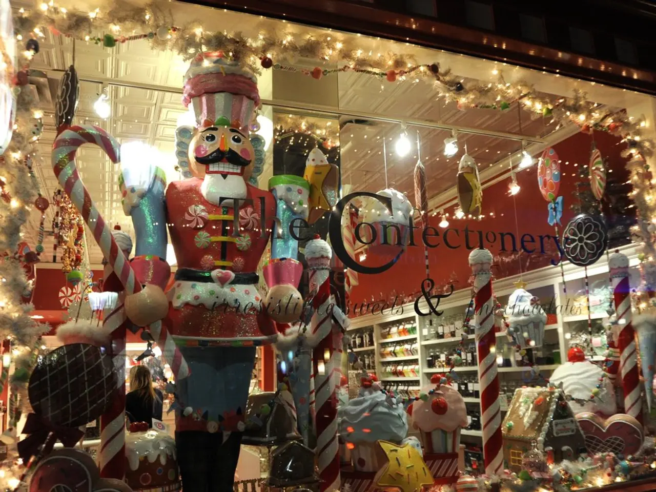 In this picture we can see a transparent material. Behind the transparent material there are toys,...