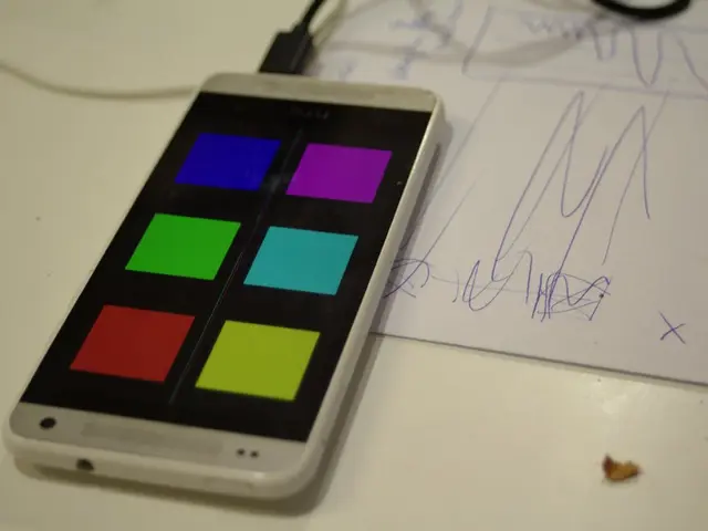 Mophie unveils vibrant, exclusive charging accessories designed for Apple devices