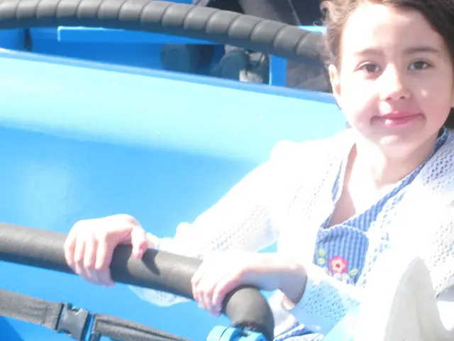 Cargo Securement Basics: Selecting the Ideal Ratchet Strap for Your Load!