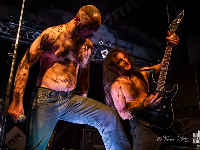 Auditory Tips for Selecting Optimal Speakers