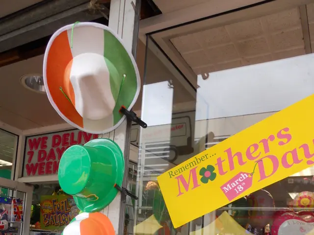 Giant High-Resolution Screen: The Kilopixel Display