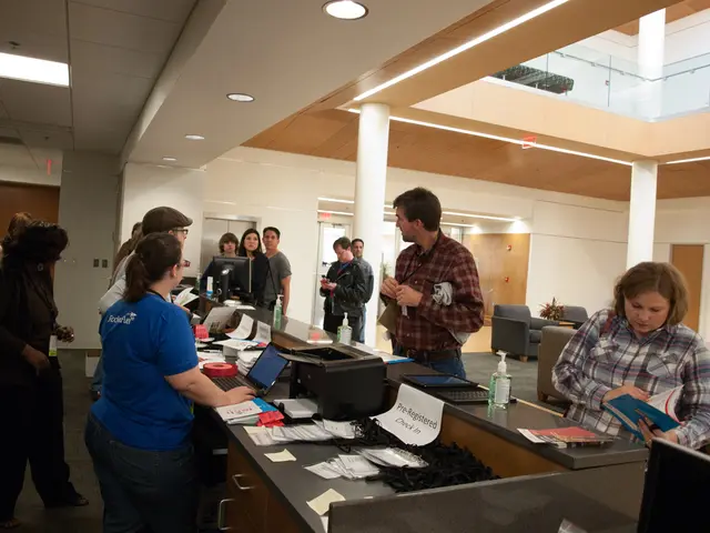 Large-screen e-readers from E INK encountering production delays