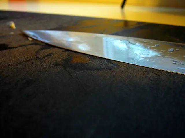 Collaborative venture between Spyderco and LionSteel results in a limited-edition EDC knife,...