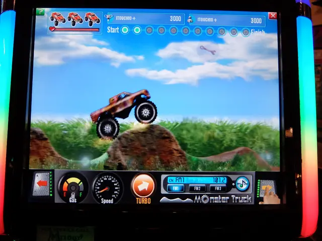 Enthusiastic supporter constructs authentic M314 Motion Tracker simulacrum from Alien movie,...