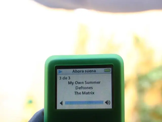 Updated e-readers from Sony now feature touchscreen technology